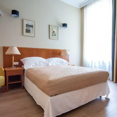 Homestay Brass Suites Lodz (Lodz)