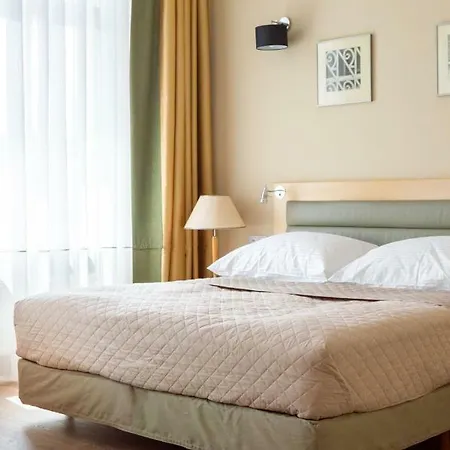 Homestay Brass Suites Lodz (Lodz)