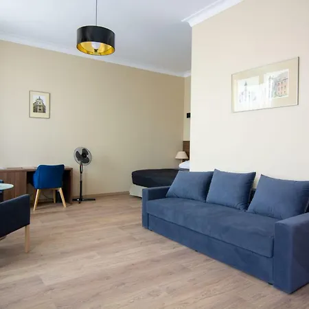 Homestay Brass Suites Lodz (Lodz)